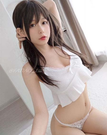 摸胸摸下面_DVD在线观看完整版