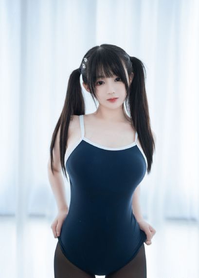 俄国三级肉体电影耐莉_DVD高清电影在线