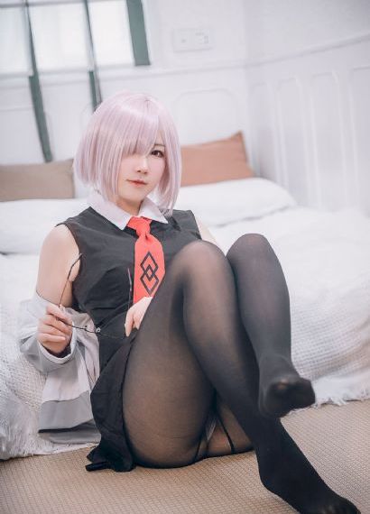 莉娜保罗lenapaul_1080免费全集观看