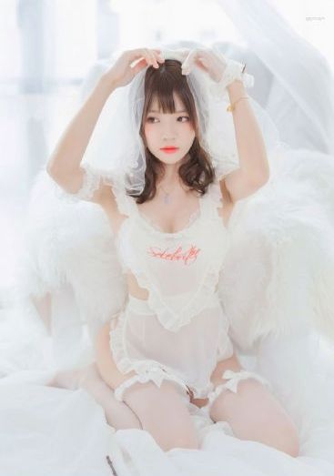 sana哥布林的窑洞第一季_午夜在线观看完整版
