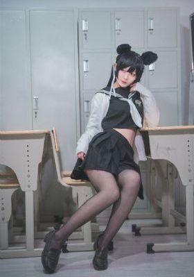 在厨房里征服美艳老师视频_BD韩语神马在线观看